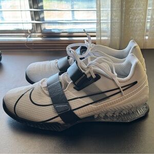 SOLD** Nike Romaleos 4 Weightlifting Shoes